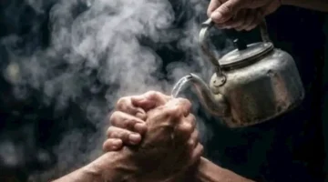 تحذير رسمي.. الإفتاء توضح حكم تريند الشاي المغلي وتكشف تطورات حالة الطقس